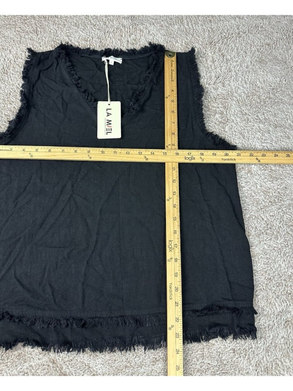 NWT La Miel Womens Size L Black Linen Blend Raw Edge Frayed Fringe V-Neck Tank - Picture 3 of 9